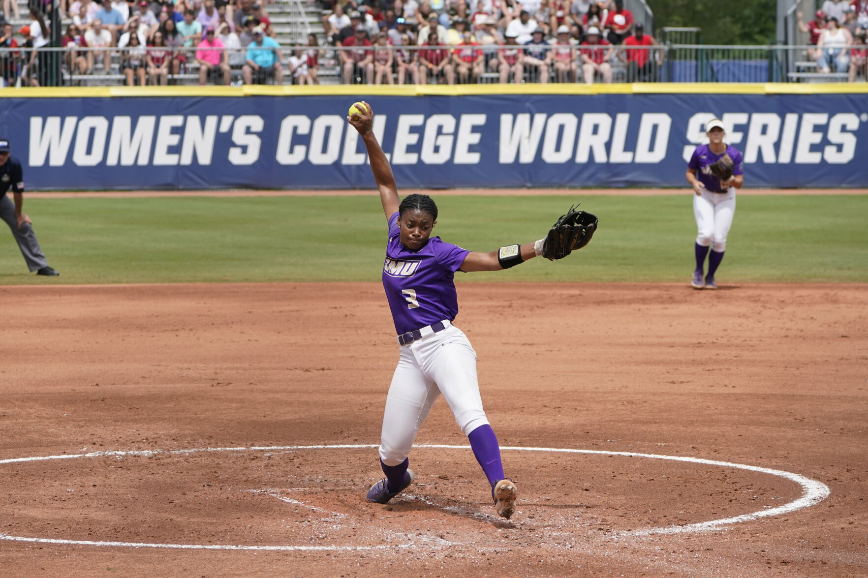 WCWS James Madison Oklahoma Softball